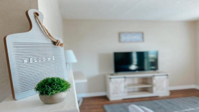 Workforce Gem! 1BR and Near Downtown, Pets OK